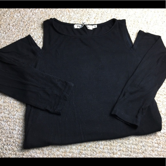 Michael Stars black Cold Shoulder top • OS • EUC - Picture 3 of 12